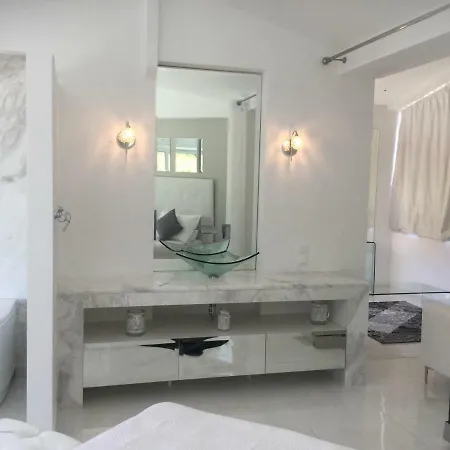 Volimes,zakynthos,dion Suite,private Pool,ideal For Young Families&children * Agios Nikolaos (Zakynthos)